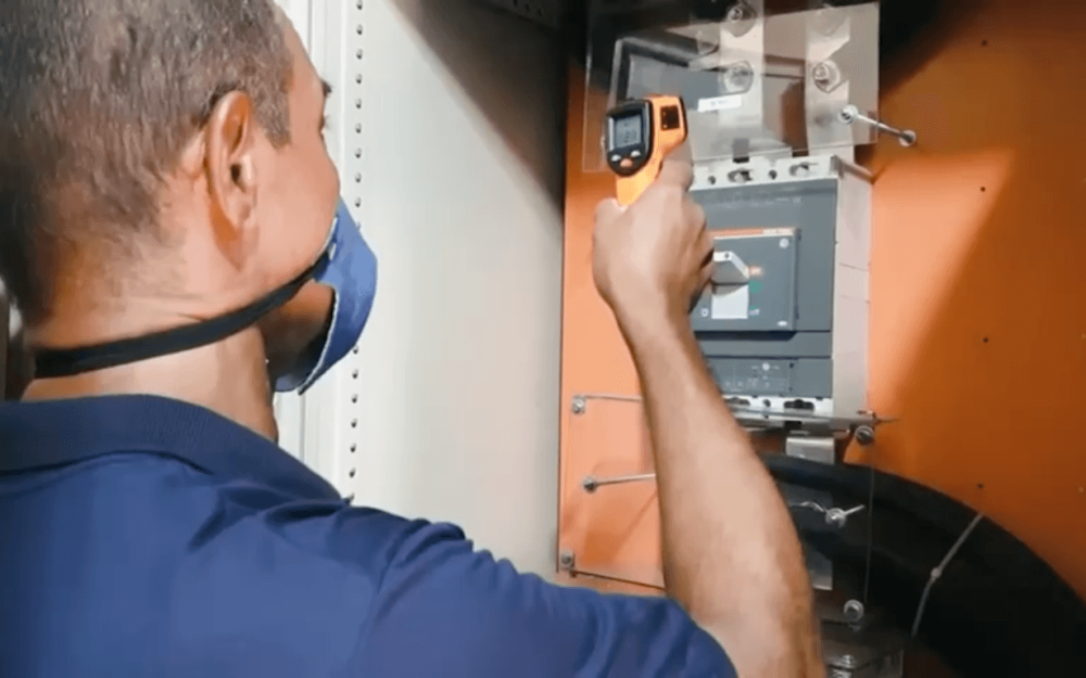 Manutenção de data centers